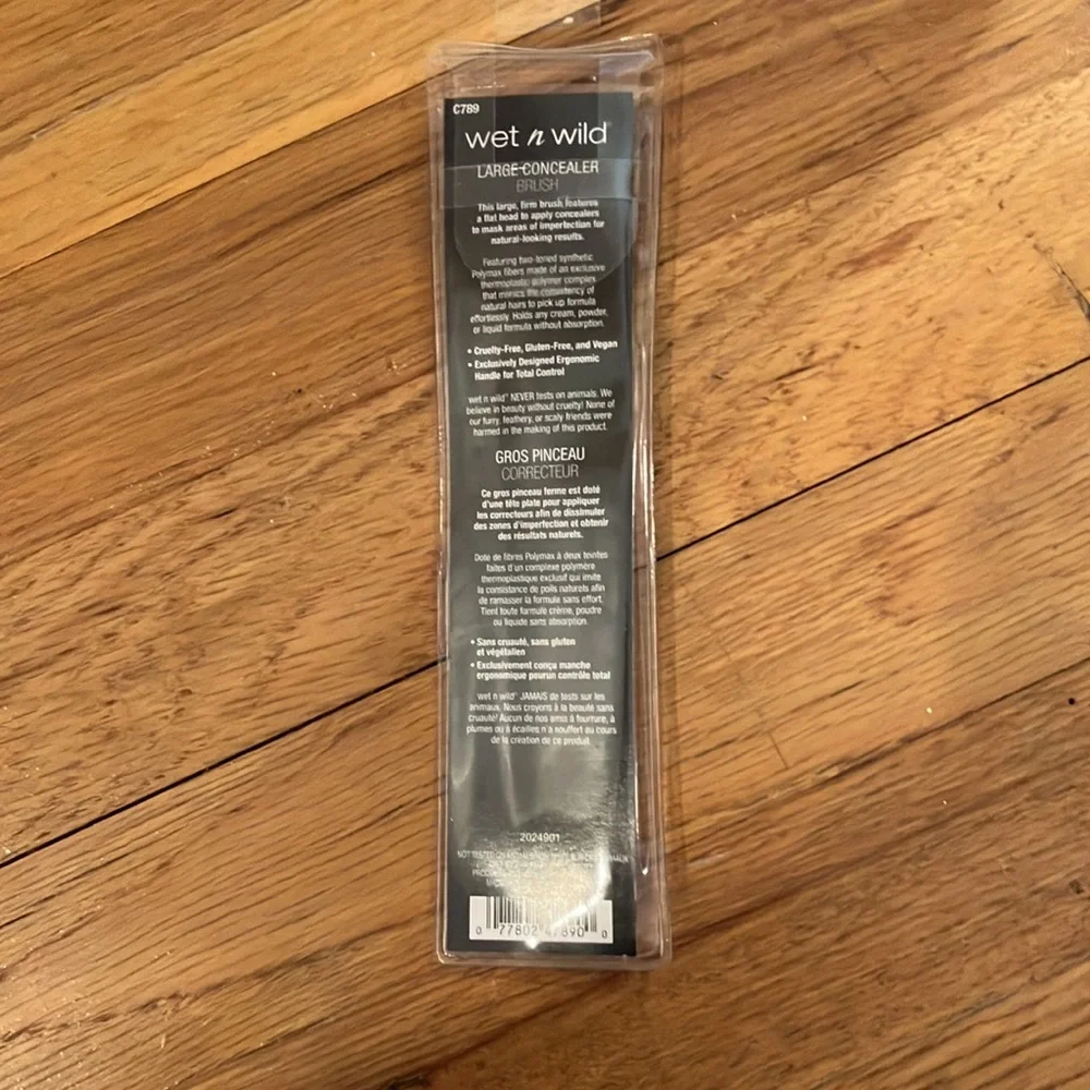 Wet n Wild Large Concealer Brush